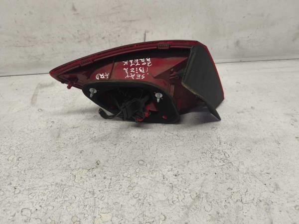 FEU ARRIERE DROIT SEAT IBIZA BREAK - Vue 2